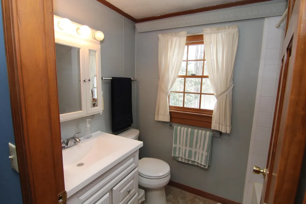 51 Garden Drive Winterport ME 04496
