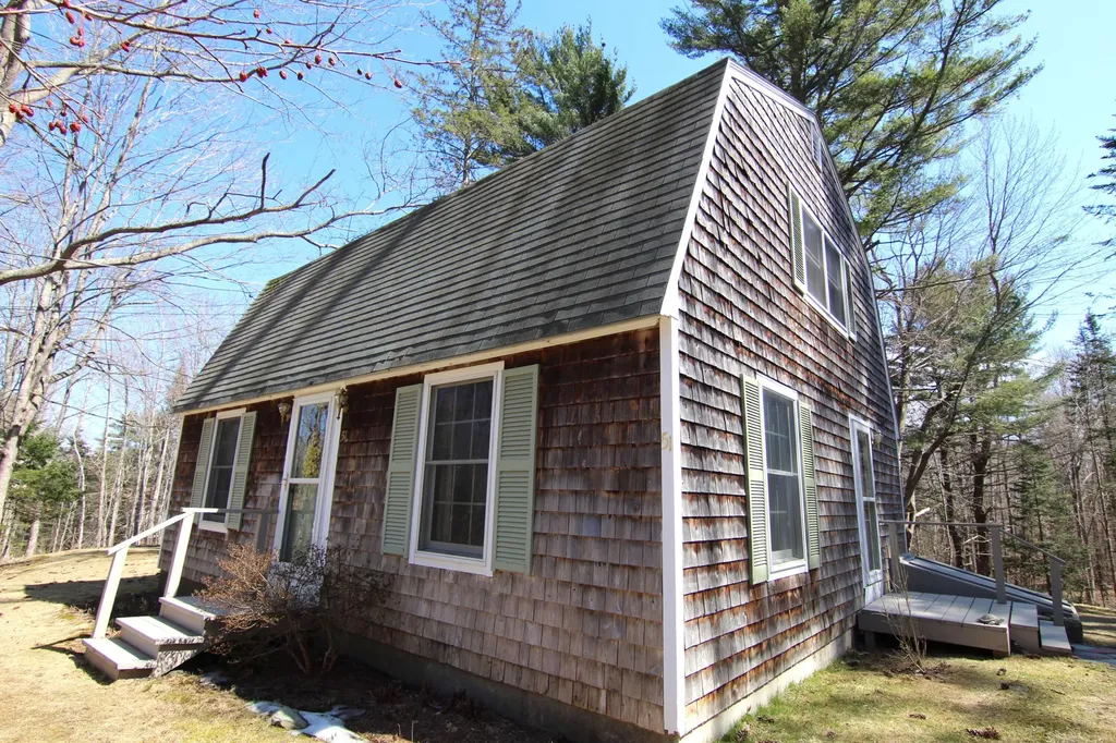51 Garden Drive Winterport ME 04496