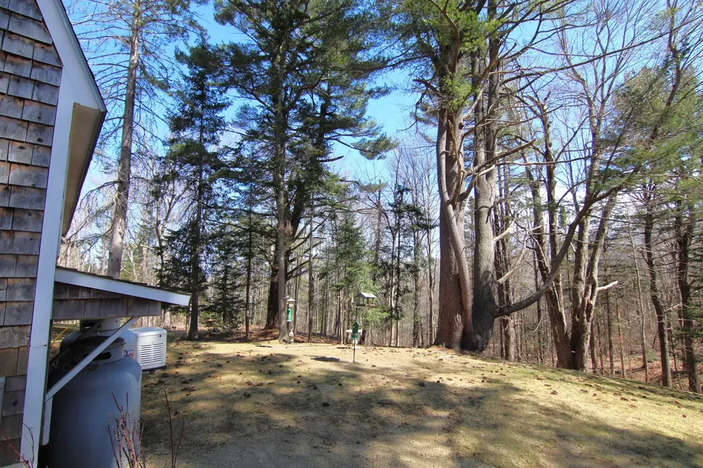 51 Garden Drive Winterport ME 04496