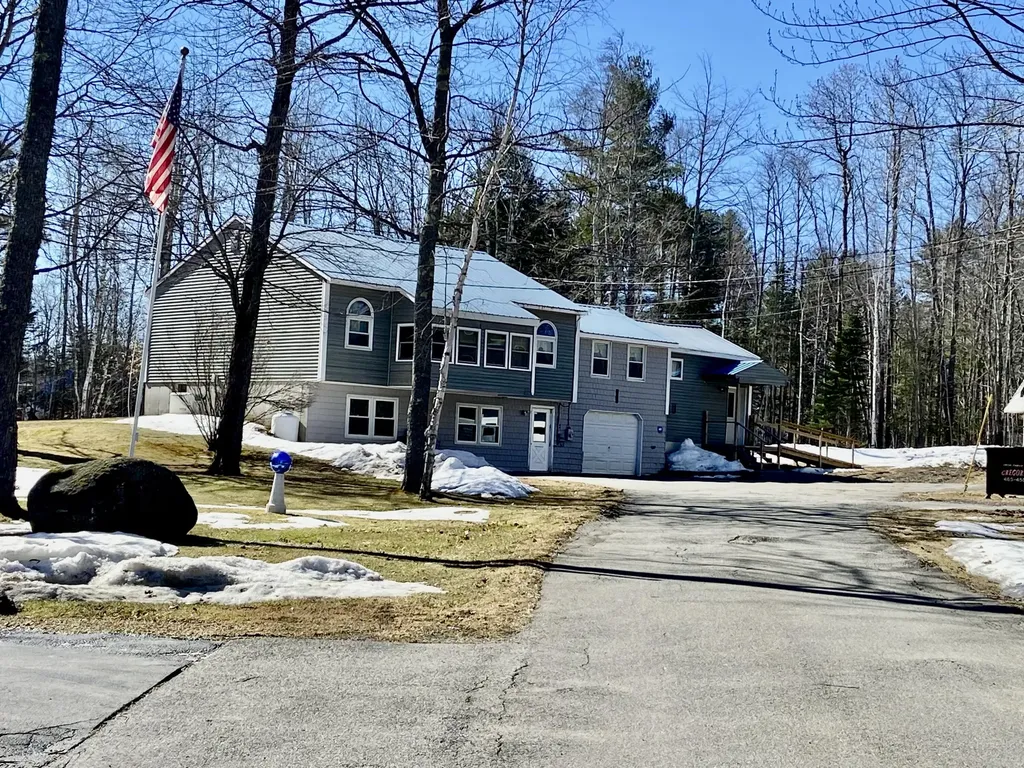 10 Davis Road Fairfield ME 04937