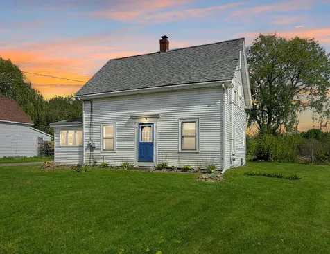 371 Old County Road Thomaston ME 04861