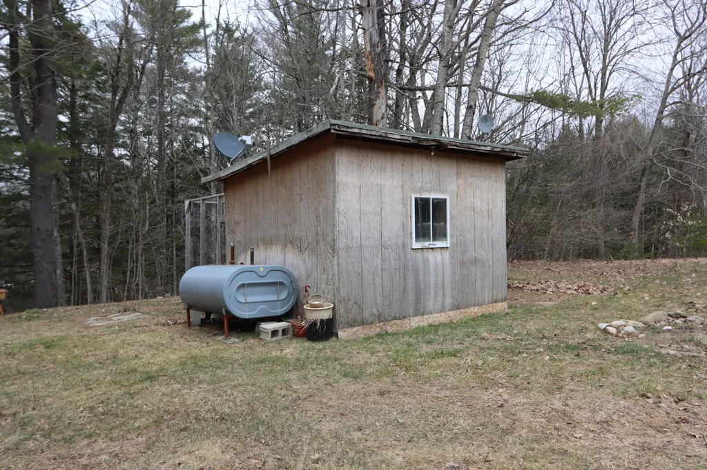 180 Richmond Road Litchfield ME 04350