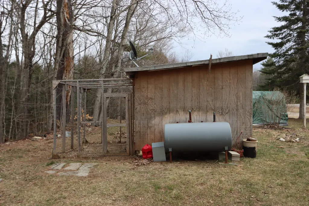 180 Richmond Road Litchfield ME 04350