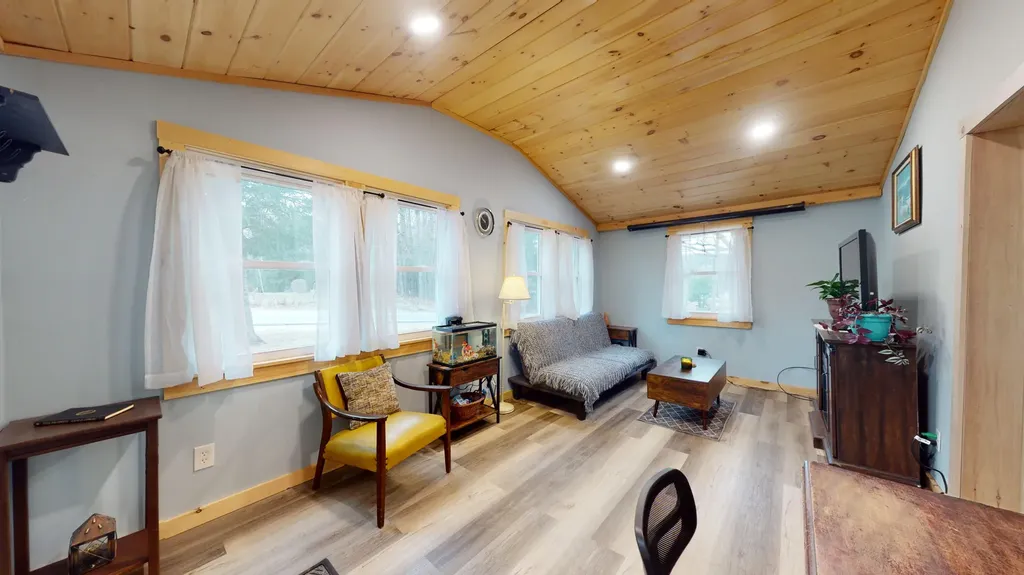 180 Richmond Road Litchfield ME 04350