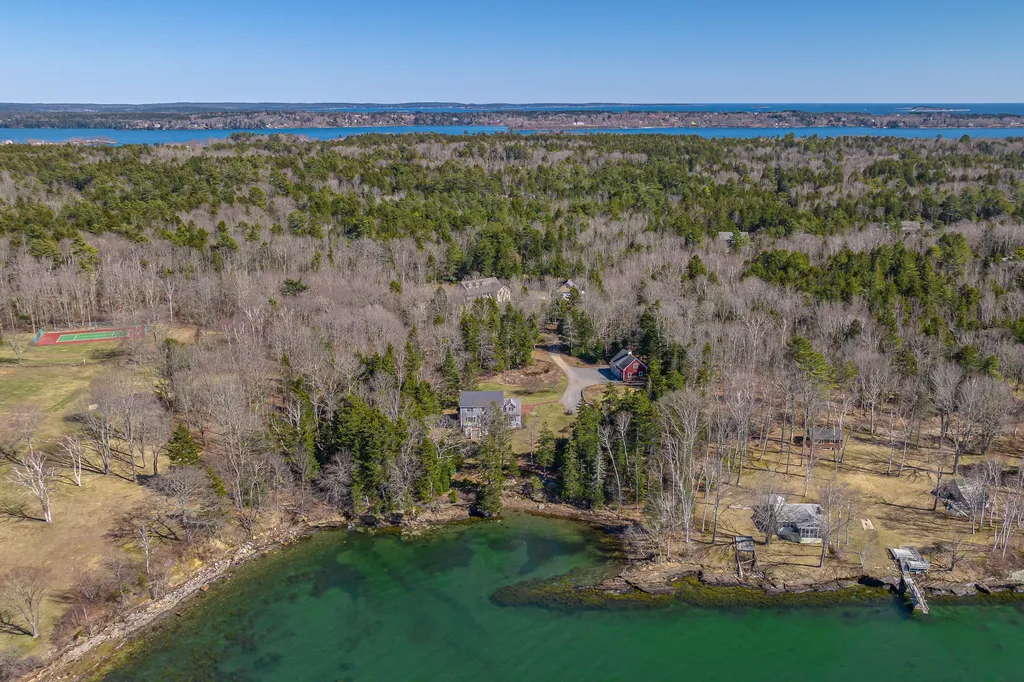 74 Woods Way Harpswell ME 04079