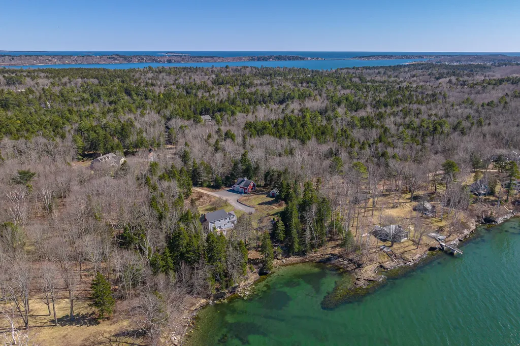 74 Woods Way Harpswell ME 04079