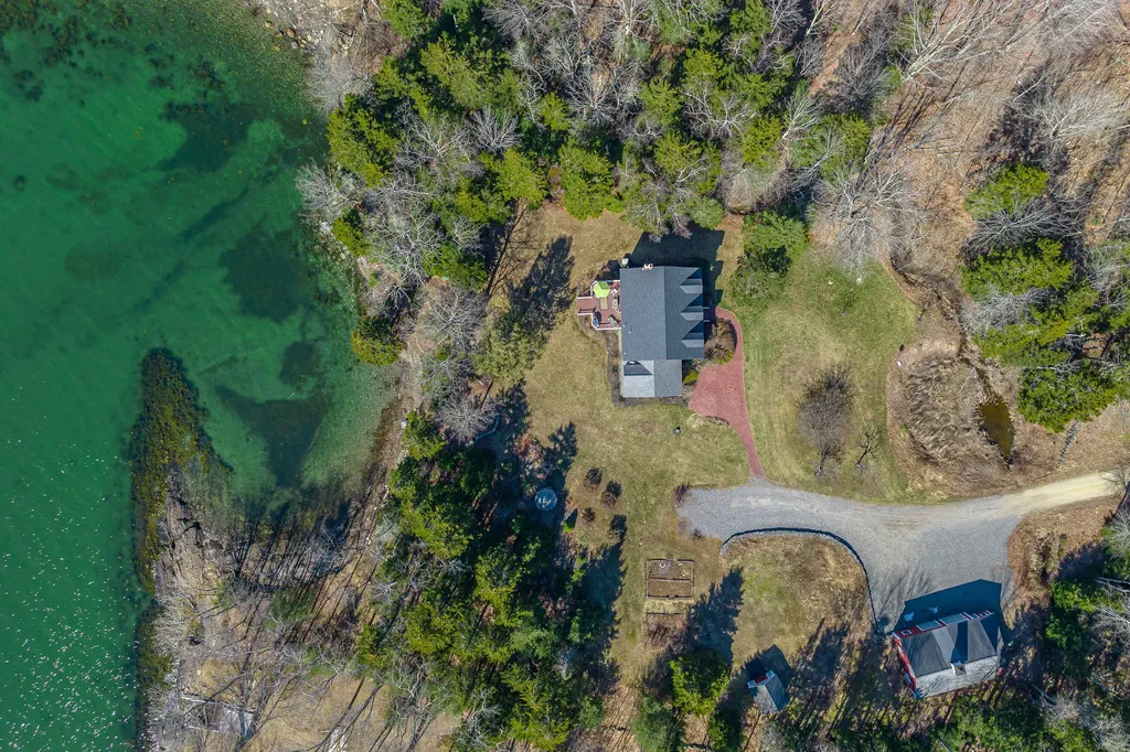 74 Woods Way Harpswell ME 04079
