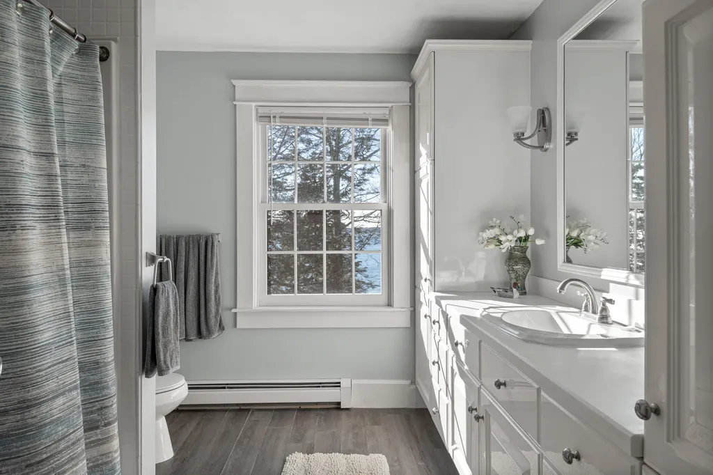 74 Woods Way Harpswell ME 04079