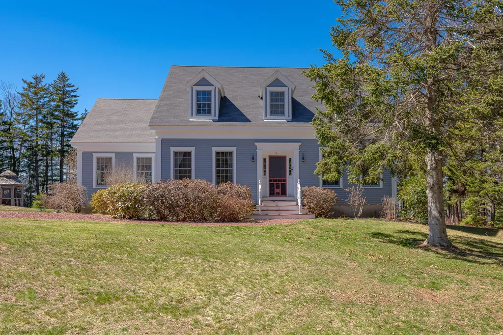 74 Woods Way Harpswell ME 04079