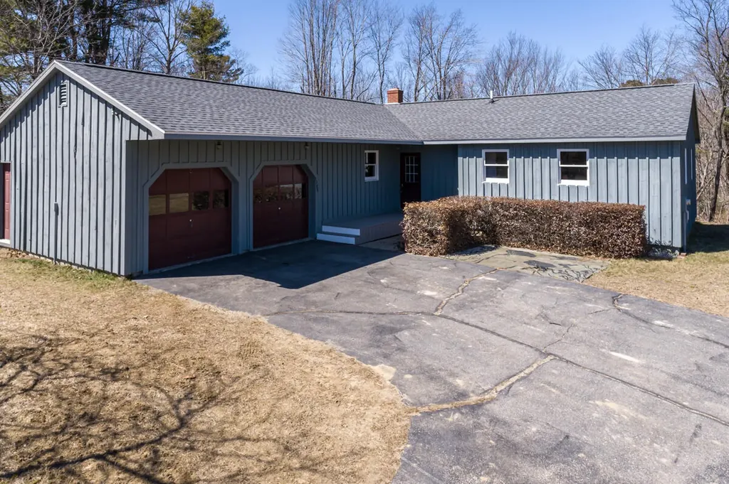 1289 Royalsborough Road Durham ME 04222