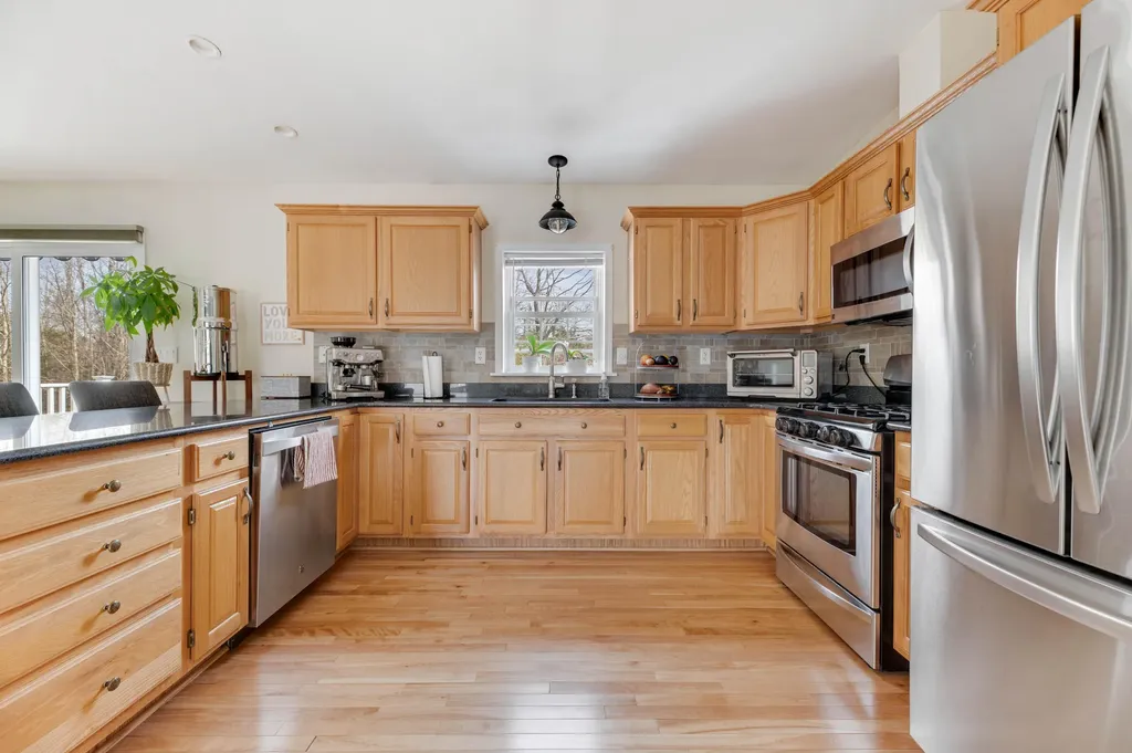 109 Treadwell Acres Hermon ME 04401