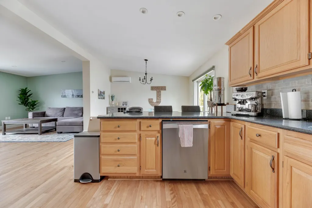 109 Treadwell Acres Hermon ME 04401