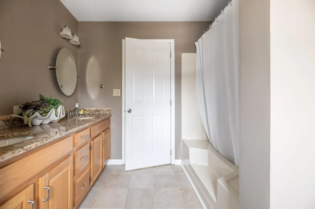 109 Treadwell Acres Hermon ME 04401