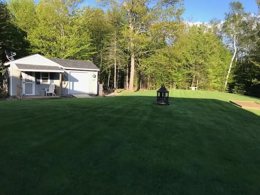 109 Treadwell Acres Hermon ME 04401
