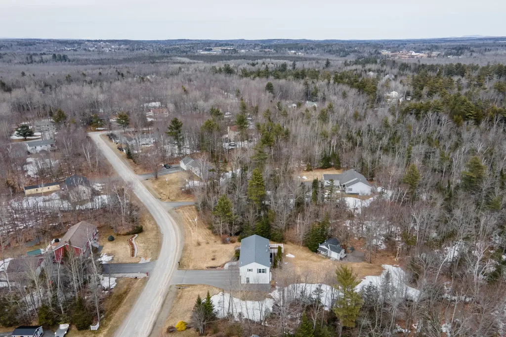 109 Treadwell Acres Hermon ME 04401