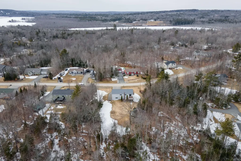 109 Treadwell Acres Hermon ME 04401