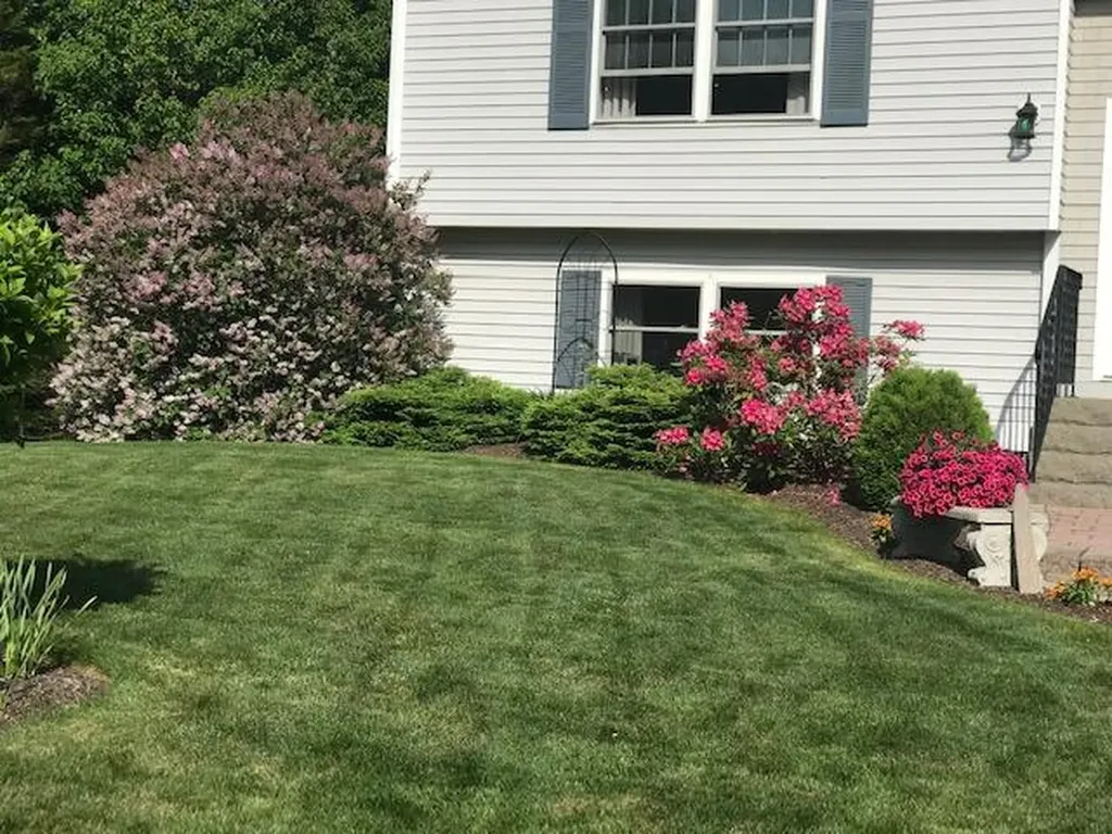 109 Treadwell Acres Hermon ME 04401