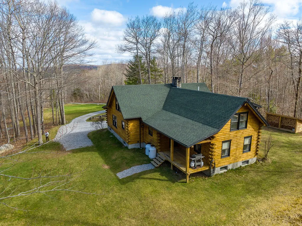 838 Clarry Hill Road Union ME 04862