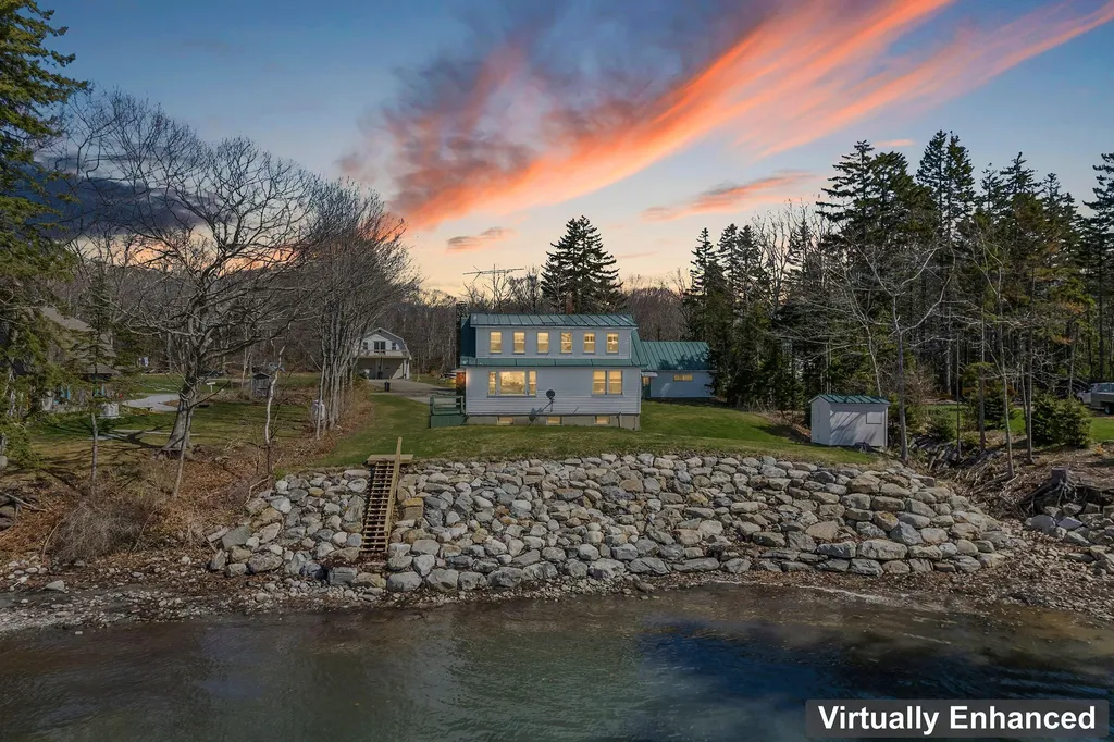 1300 Back Cove Waldoboro ME 04572