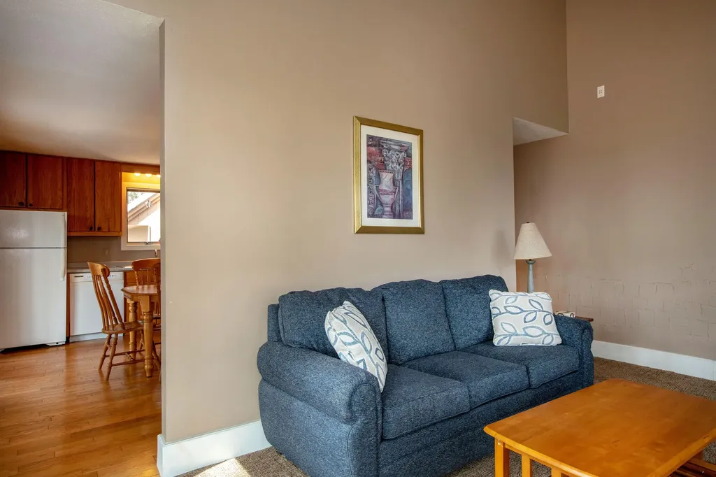 41 Hatch Road Auburn ME 04210