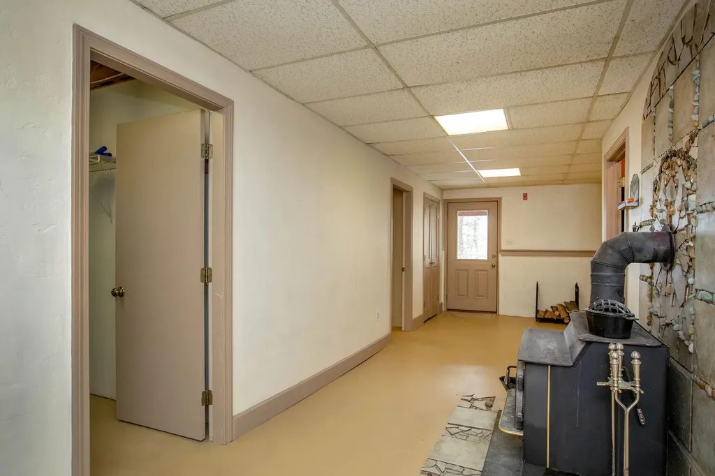 41 Hatch Road Auburn ME 04210