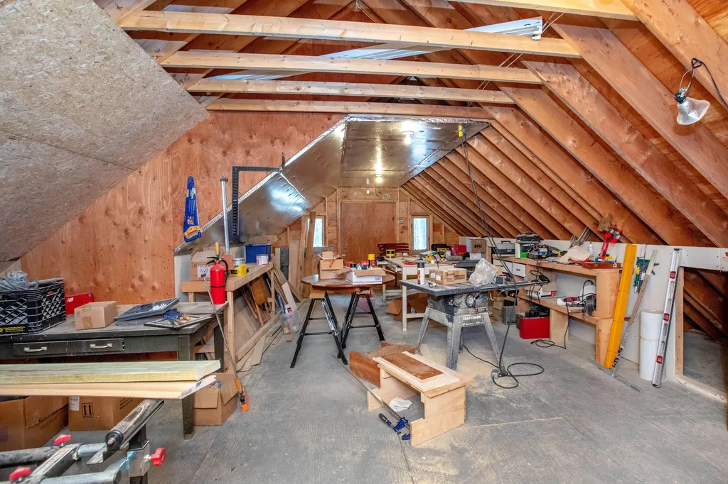 41 Hatch Road Auburn ME 04210
