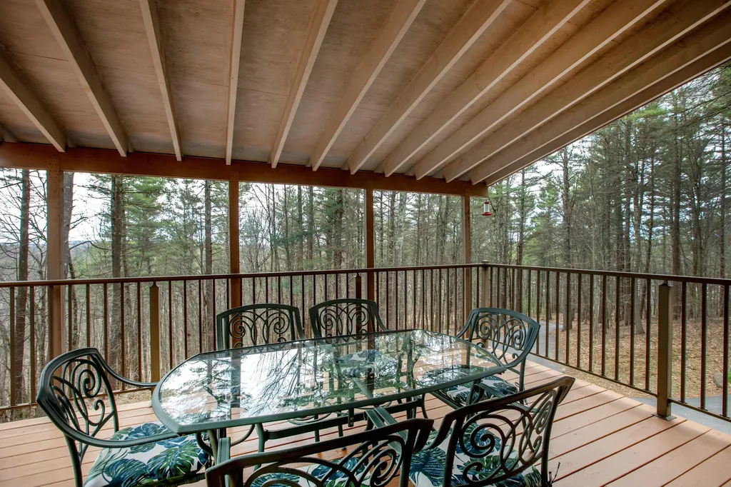 41 Hatch Road Auburn ME 04210