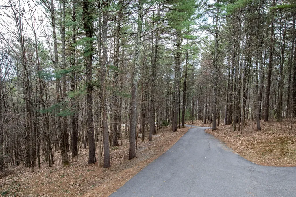 41 Hatch Road Auburn ME 04210