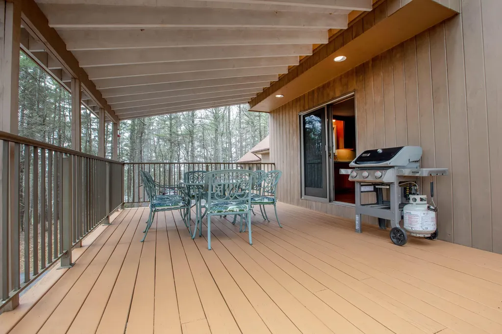 41 Hatch Road Auburn ME 04210