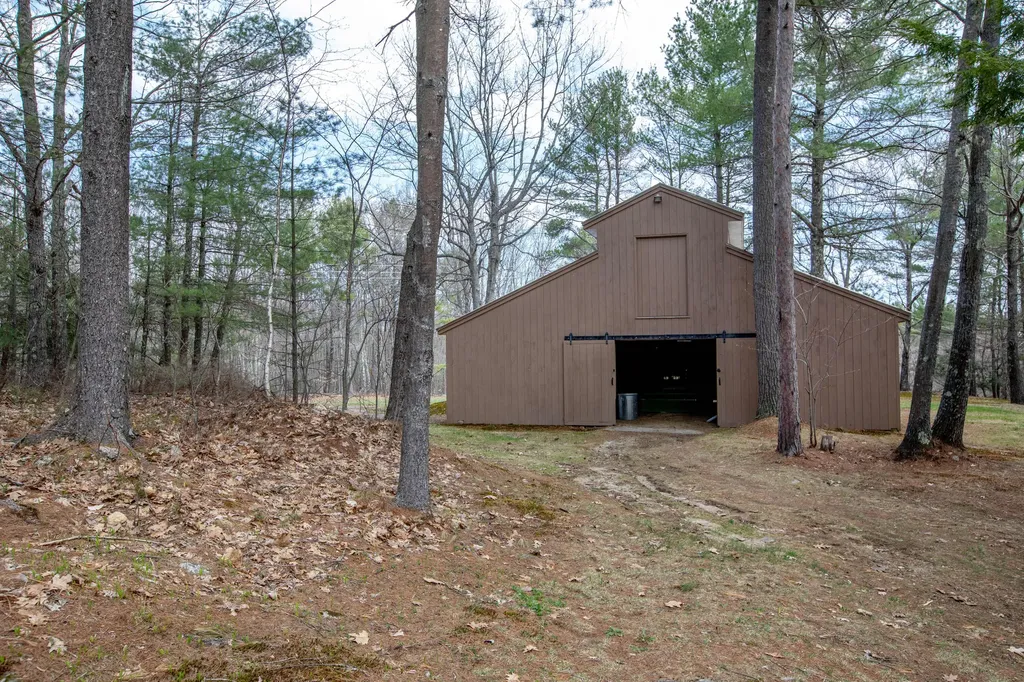 41 Hatch Road Auburn ME 04210