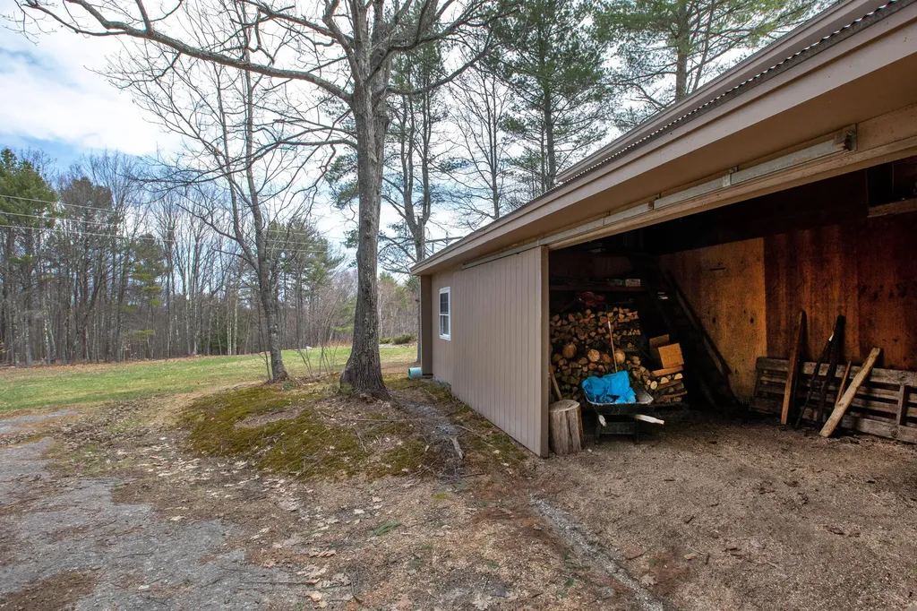 41 Hatch Road Auburn ME 04210