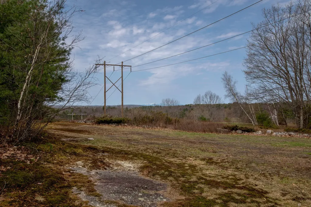 41 Hatch Road Auburn ME 04210