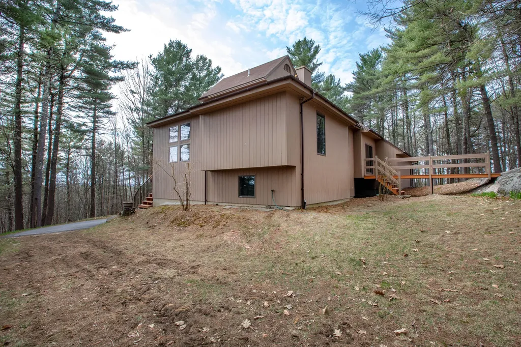 41 Hatch Road Auburn ME 04210