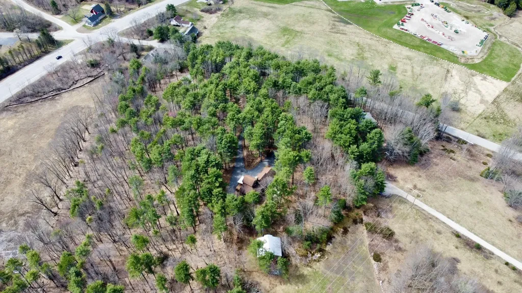 41 Hatch Road Auburn ME 04210