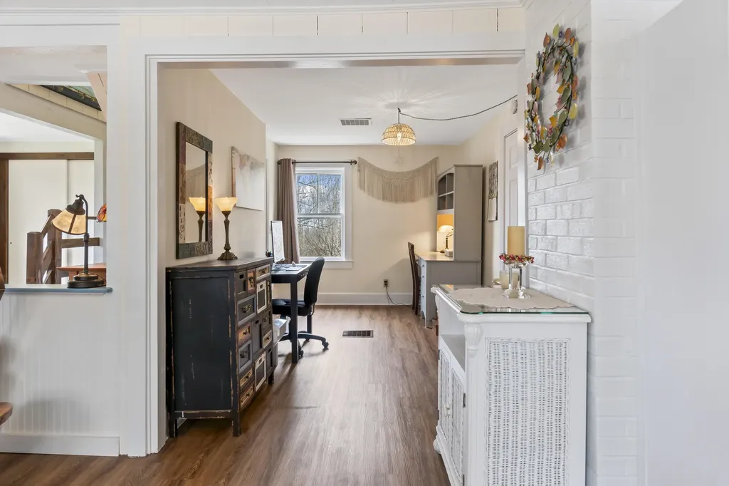 522 Friendship Road Waldoboro ME 04572