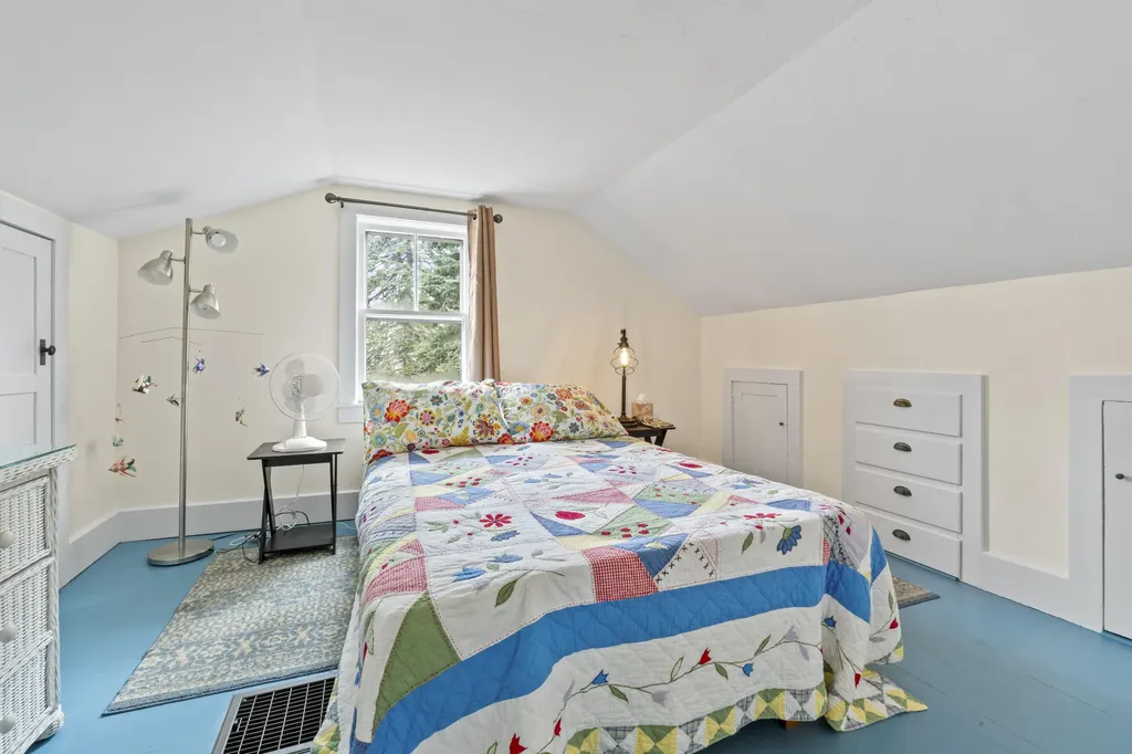 522 Friendship Road Waldoboro ME 04572
