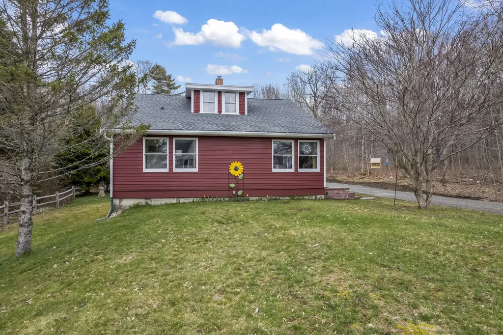 522 Friendship Road Waldoboro ME 04572