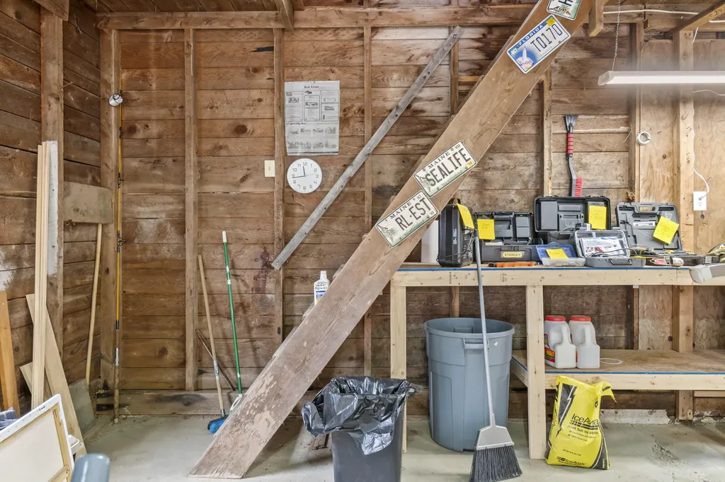 522 Friendship Road Waldoboro ME 04572