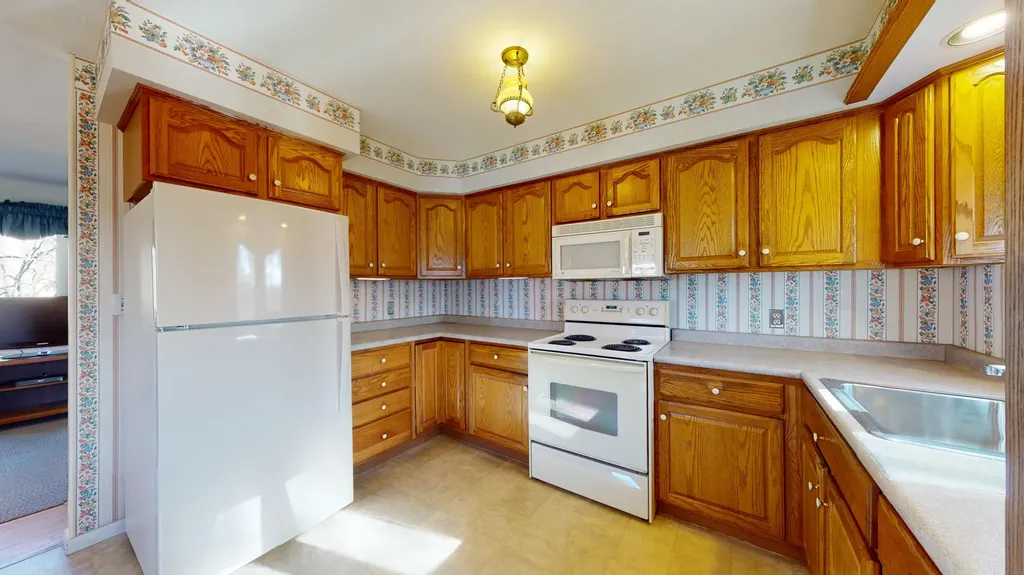 5 Mitchell Street Lewiston ME 04240