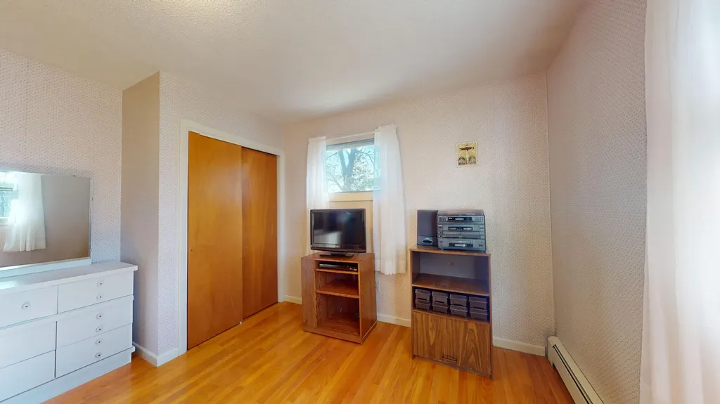 5 Mitchell Street Lewiston ME 04240