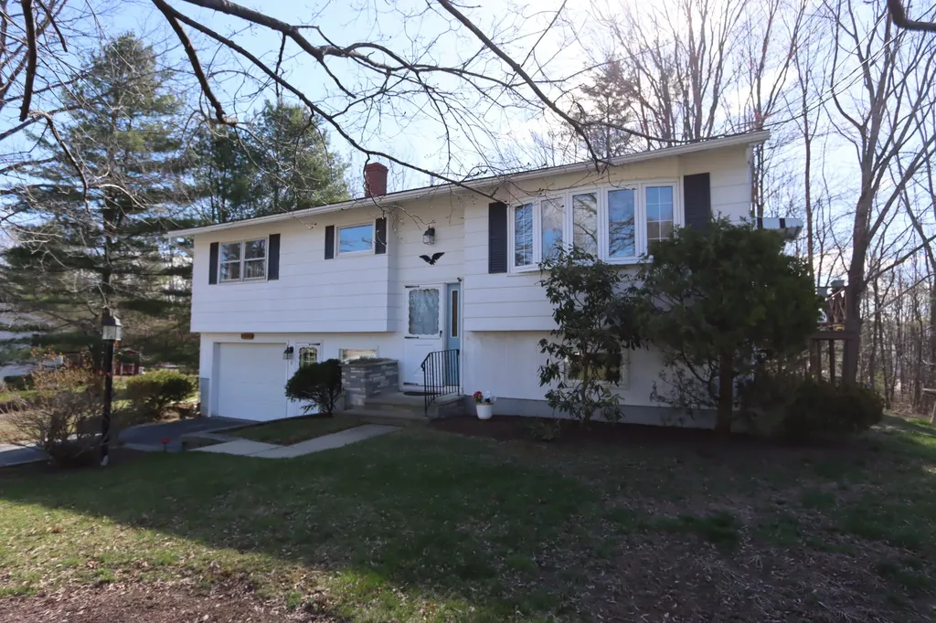 5 Mitchell Street Lewiston ME 04240