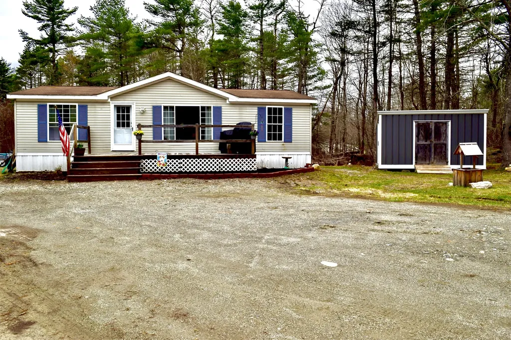 152 Cross Road Bucksport ME 04416