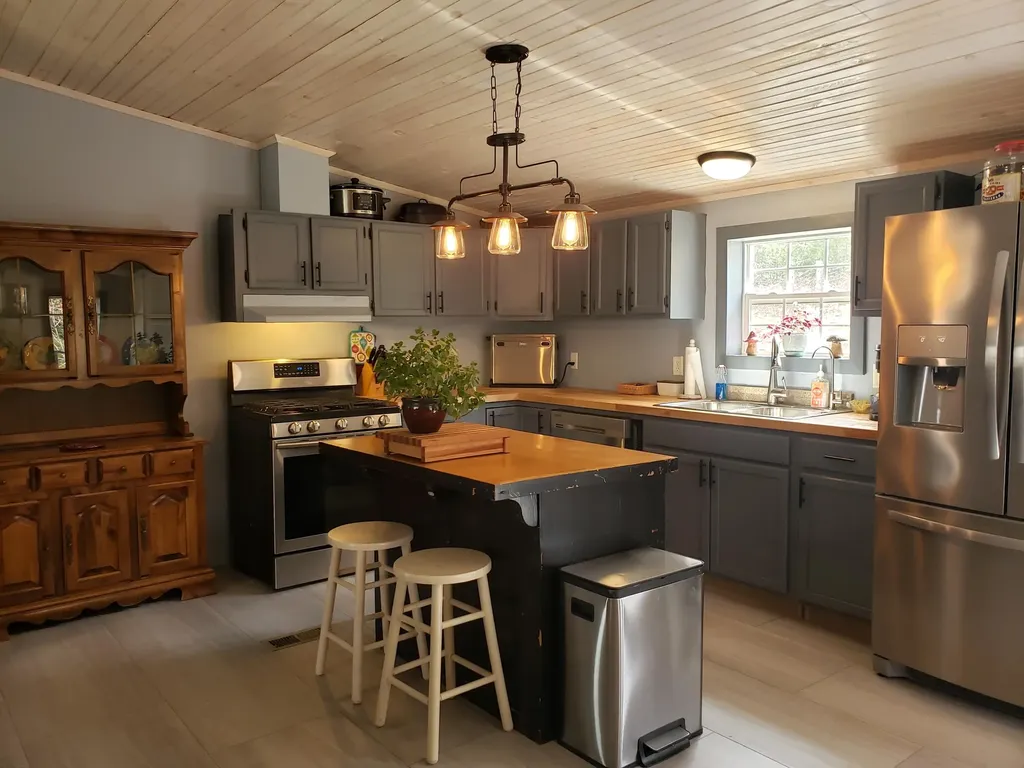 112 Norton Road Limington ME 04049