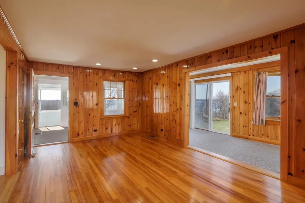 502 Reach Road Sedgwick ME 04673