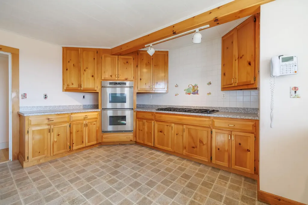 502 Reach Road Sedgwick ME 04673