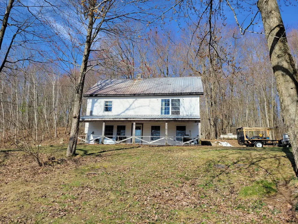2386 Auburn Road Turner ME 04282