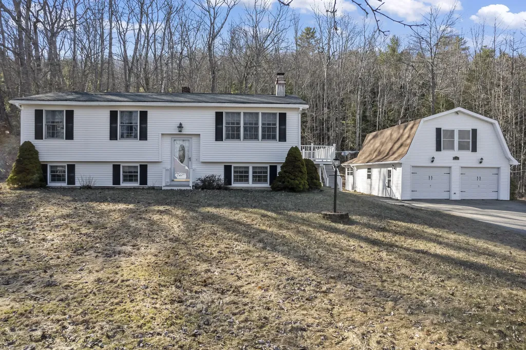 258 Mast Hill Road Bucksport ME 04416