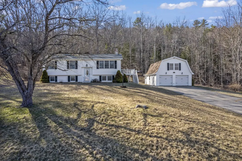 258 Mast Hill Road Bucksport ME 04416