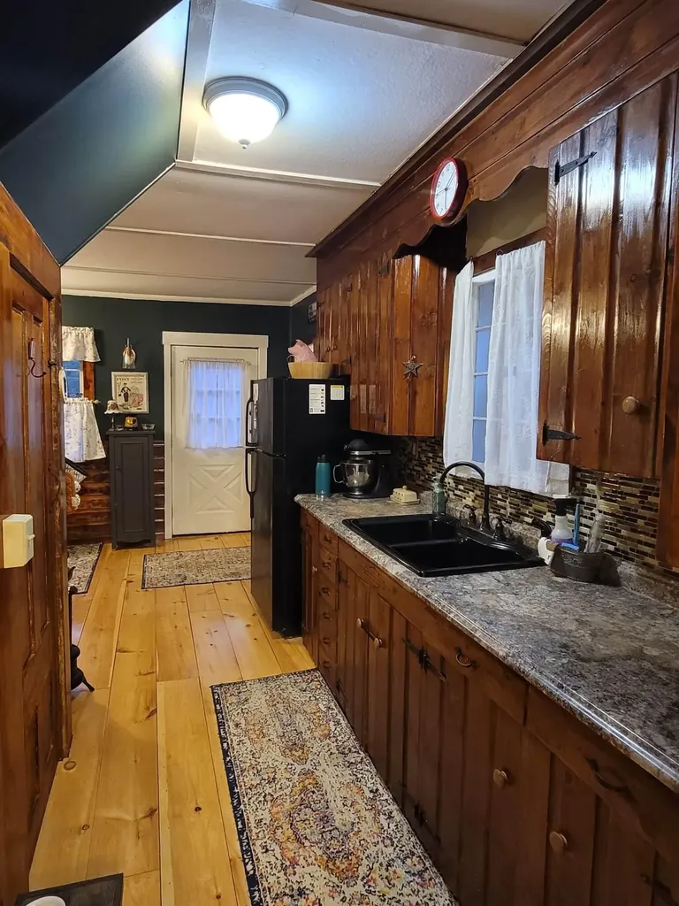 61 Pine Knoll Road Winthrop ME 04364