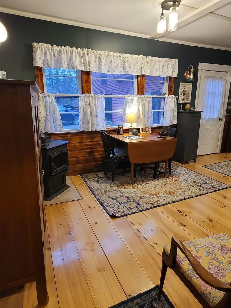61 Pine Knoll Road Winthrop ME 04364